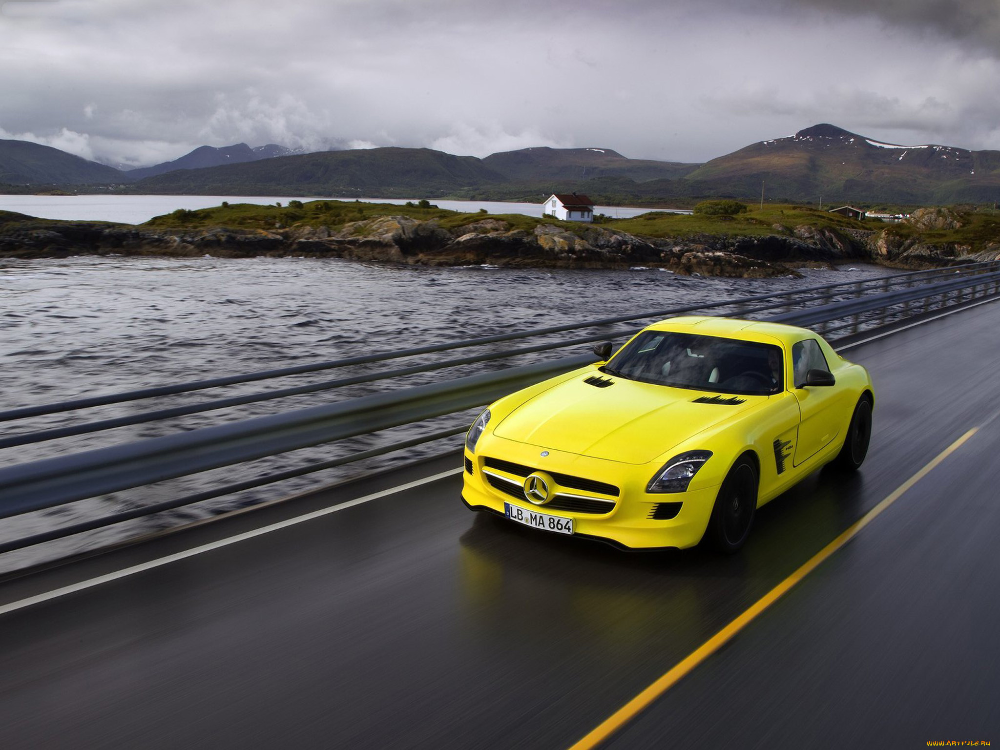 , mercedes, benz, sls, amg, gullwing, doors